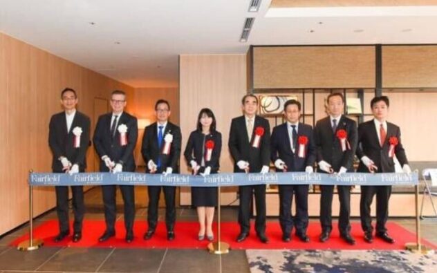 白川智子、産業労働部観光局長