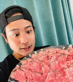 桐山照史カーテン