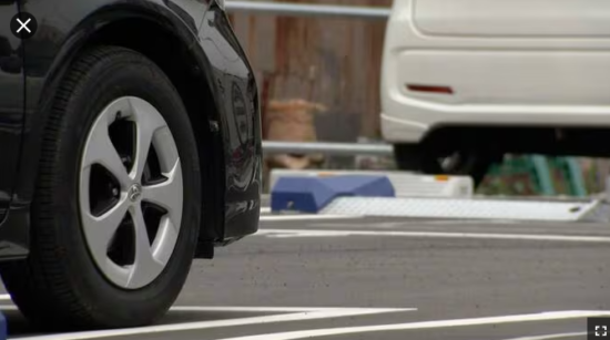松田航傷害