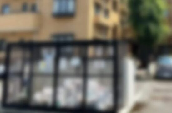 自宅マンションゴミ捨て場 